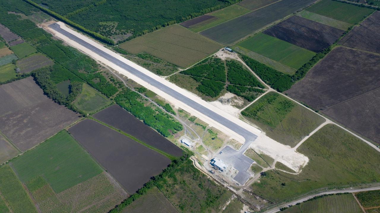 FlyDominicanRepublic Departamento Aeroportuario y Fuerza Aerea 2 from Fly Dominican Repubic