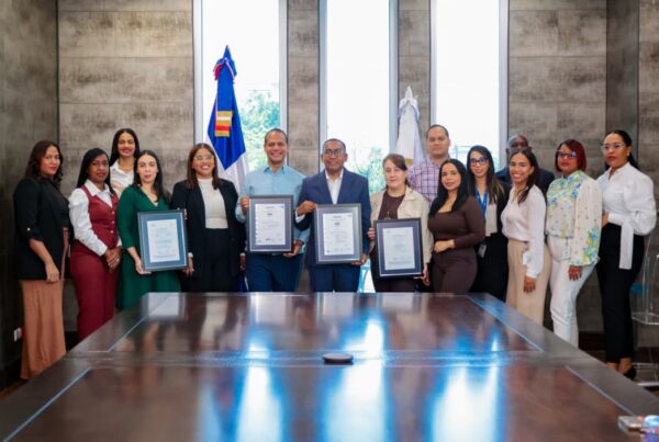 FlyDominicanRepublicDA Y AENOR 1 from Fly Dominican Repubic